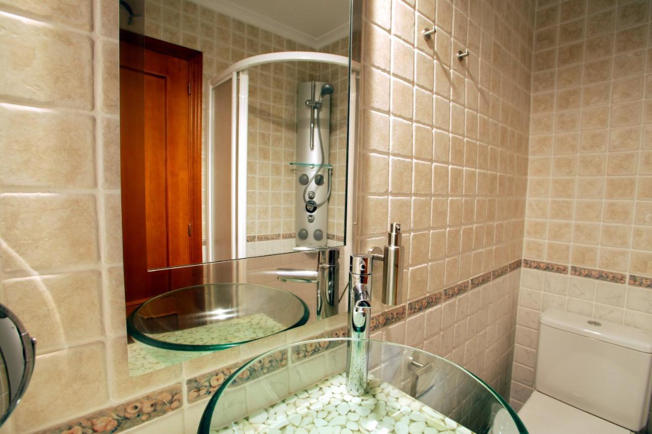 Apartamentos Hotel 77 Ayora Bagian luar foto